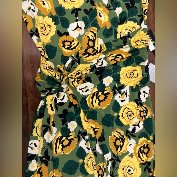 Donna Morgan Garden Floral Midi Dress Size 2 Wrap Front Asymmetrical Hem Spring - Picture 10 of 16